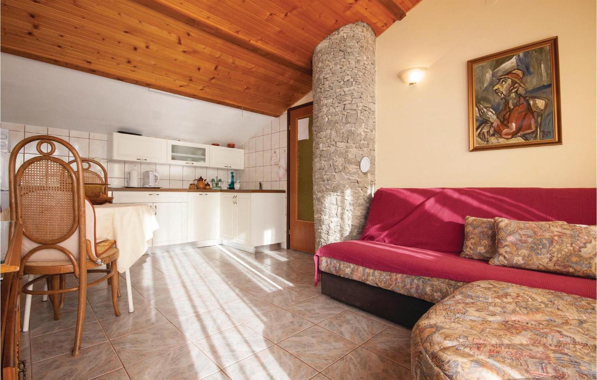 Awesome Apartment In Jadrija With Wifi ภายนอก รูปภาพ